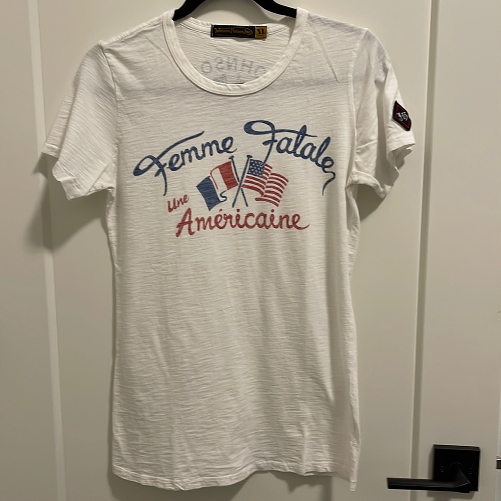 Pre-owned EXCELLENT Johnson Motors for Lucky Brand moto tee. Size XL fits snug.